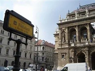 Opera Budapeşte